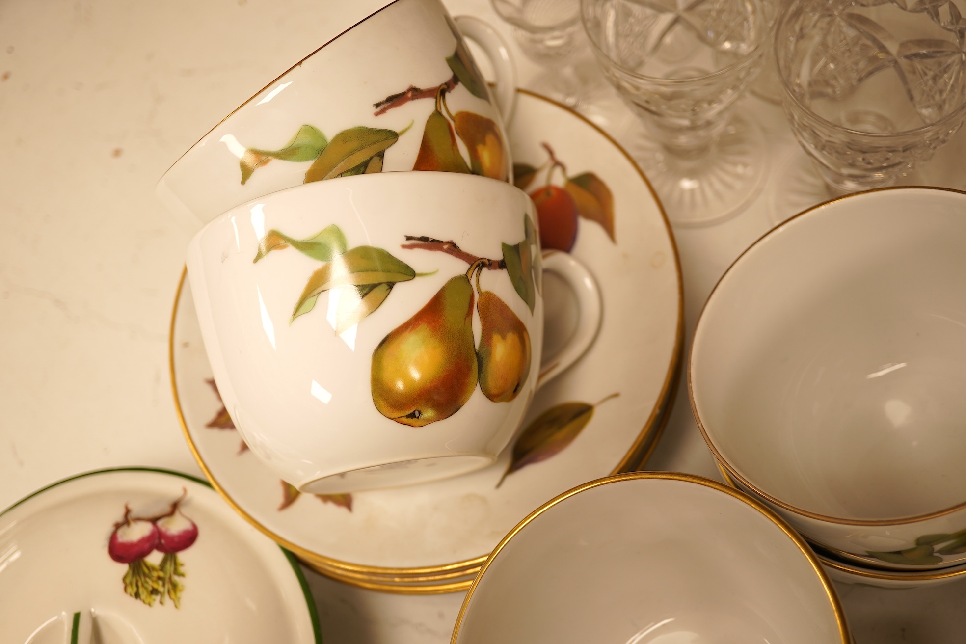 A collection of glassware to include Edinburgh crystal and Tudor, Worcester part tea set and two Hunting interest cups and saucers, largest glass 16cm high